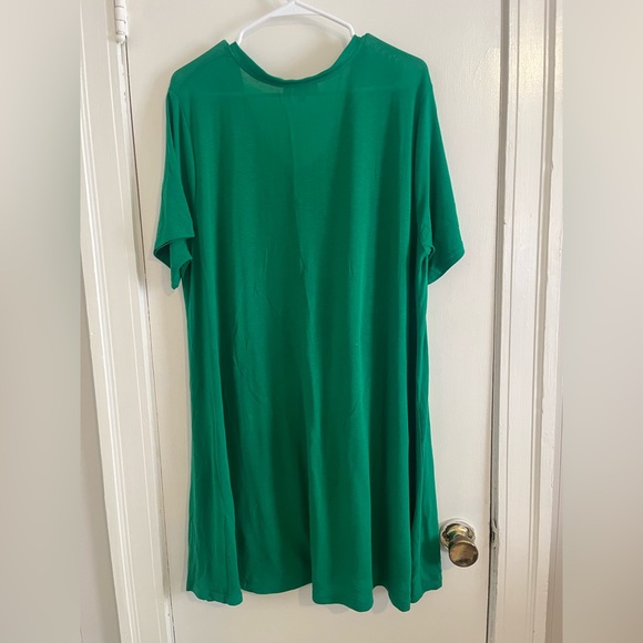 Umgee green dress - Picture 2 of 3
